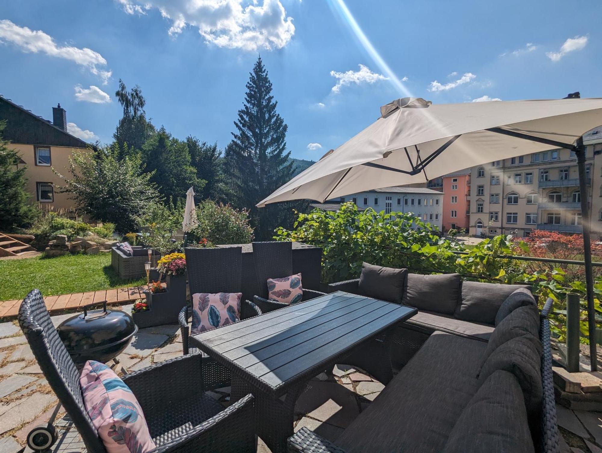 F2 - Urlaubsmagie Sauna, Whirlpool, Pool & Garten Sebnitz Exterior photo