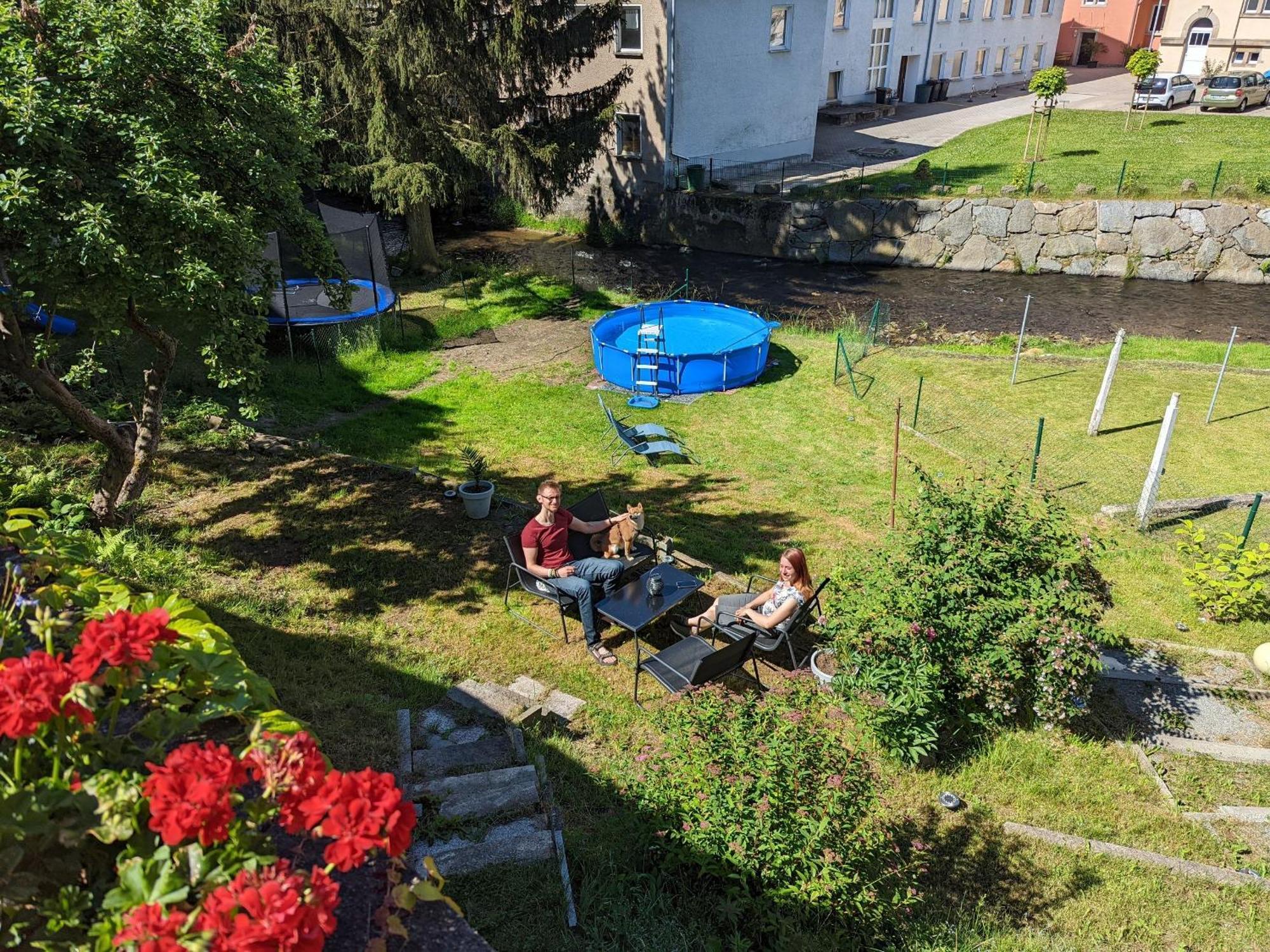 F2 - Urlaubsmagie Sauna, Whirlpool, Pool & Garten Sebnitz Exterior photo